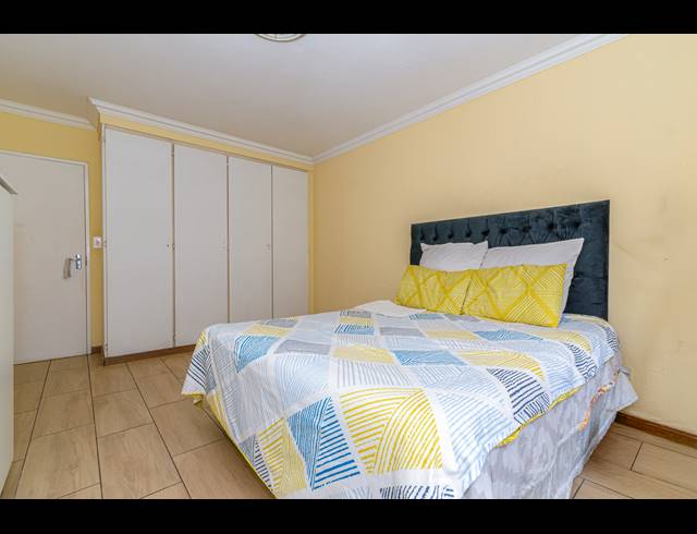 2 BEDROOM APARTMENT FOR SALE IN FERNDALE